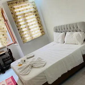 Hotel Oerge Suit Apart 